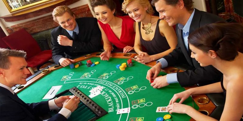 Blackjack là trò chơi yêu cầu người chơi đạt tổng điểm 21 tại nhà cái